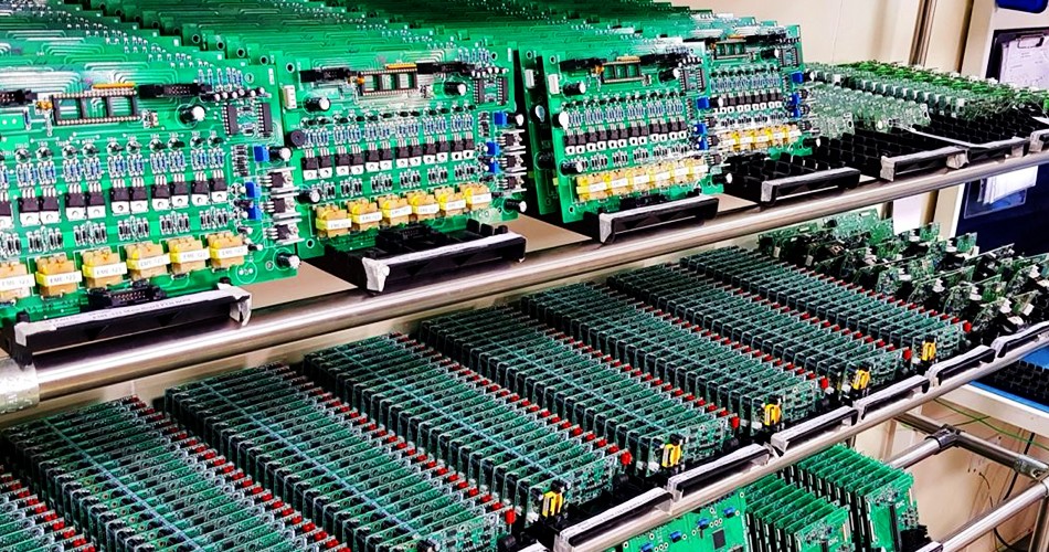 Проблеми с разходите за труд и стратегии за оптимизация при обработката на PCBA