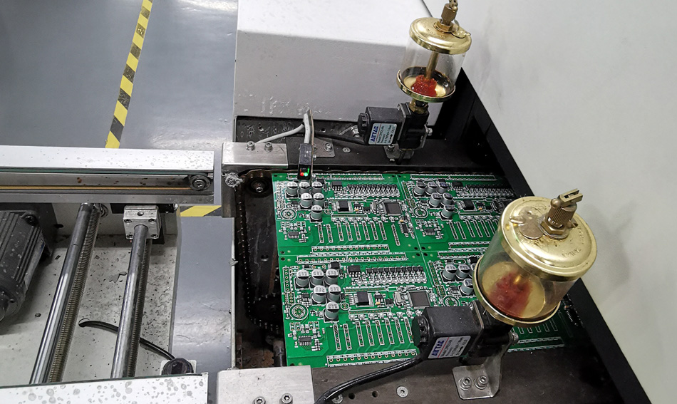 Как мерките за управление на фабричните отпадъци и рециклиране на PCBA влияят на съответствието?