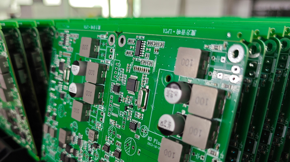 Бърз отговор: Как може следпродажбеното обслужване на фабриките за PCBA да гарантира удовлетвореността на клиентите?