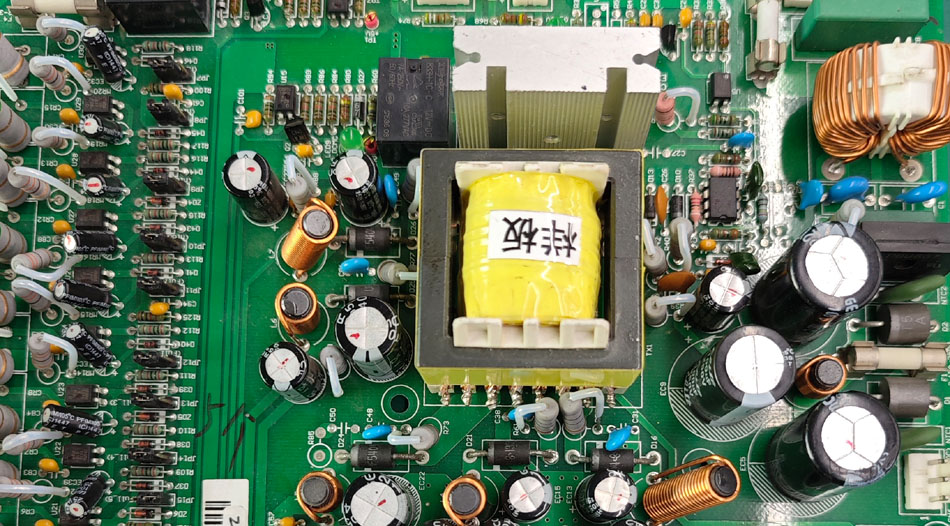 Как иновативните технологии във фабриките за PCBA могат да намалят проектните рискове?