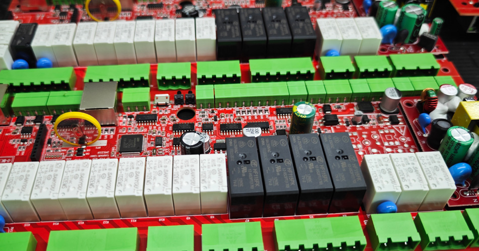 Проучване на бъдещи тенденции за развитие на фабрики за PCBA: от технология до услуга