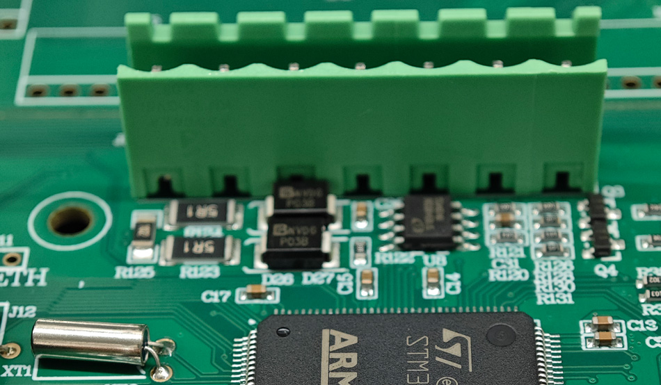 Как фабриките за PCBA могат да намалят производствените разходи чрез автоматизация?