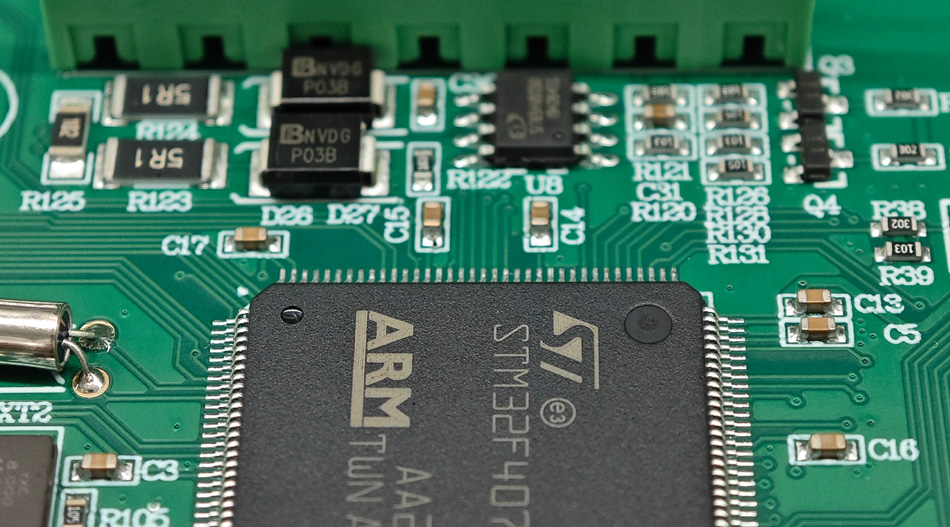 Високопрецизна RCU PCBA обработка: Кои технологични иновации са променили индустриалните стандарти?